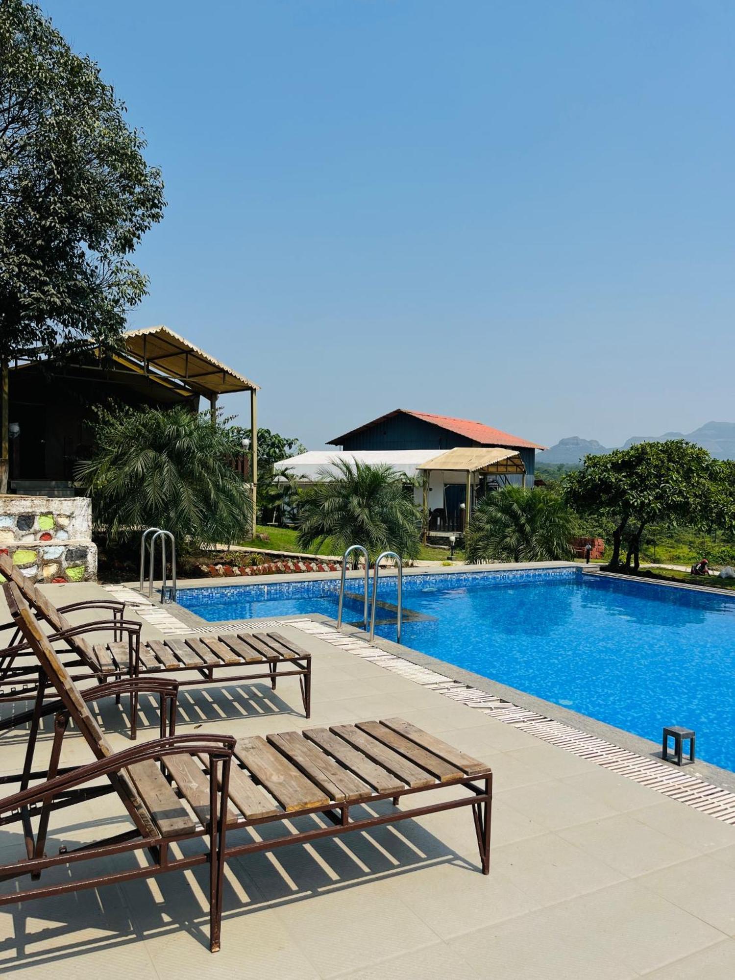 The Canvas Resort In Lonavla エクステリア 写真